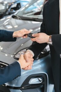 pros and cons of in house financing dealerships